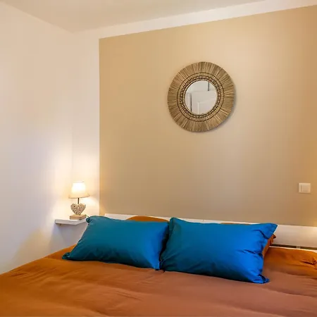 Le Kalliste - Appt Avec Terrasse Proche Daire